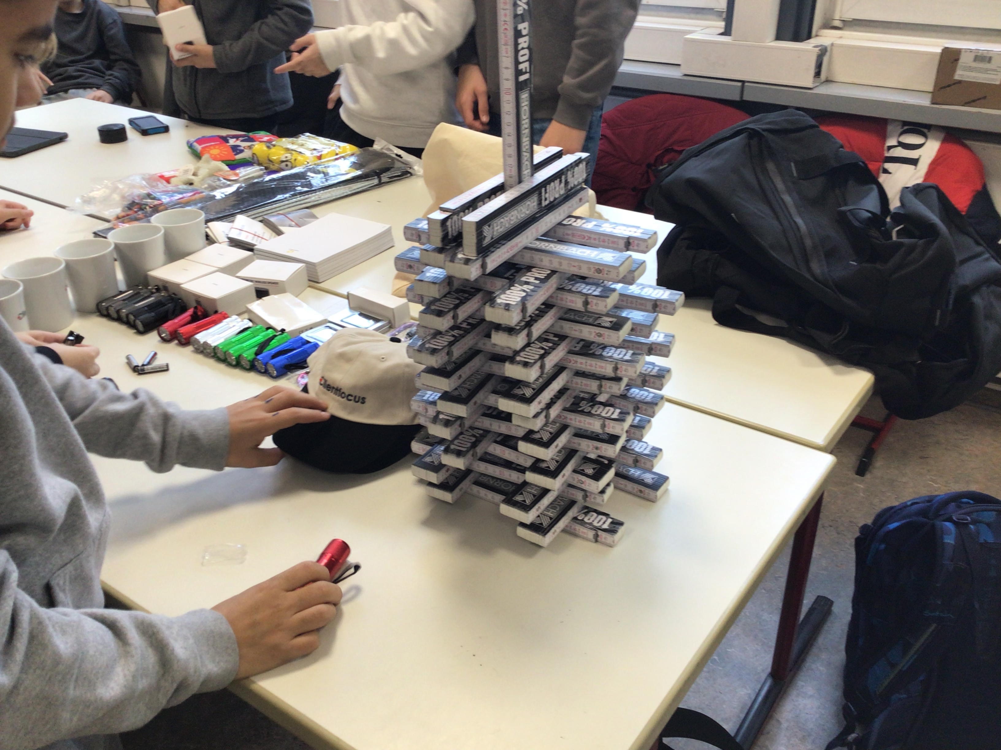 Wir bereiten unsere Preise vor.